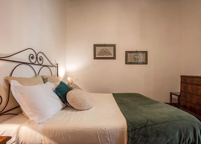 Santa Caterina By The Pantheon - 2br Appartement *
